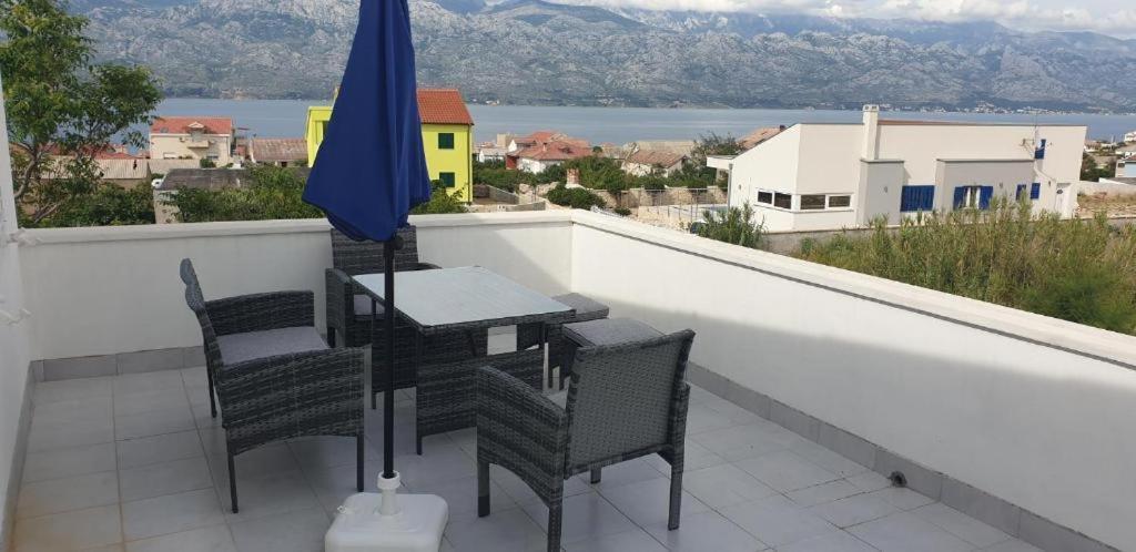 Oaza Lägenhet Ražanac Exteriör bild