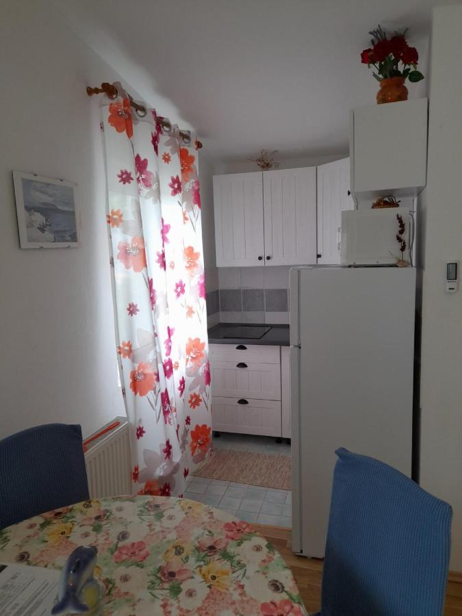 Oaza Lägenhet Ražanac Exteriör bild